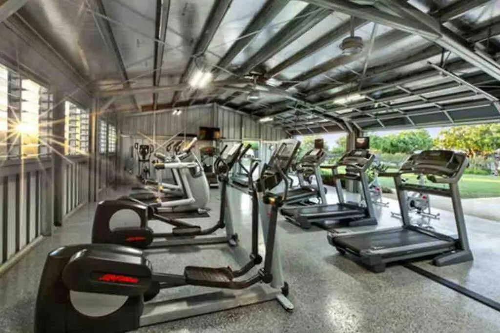 Holiday home New - 7Bd Farmhouse Estate - Ac Pool Slide Gym Pickleball Koloa United States