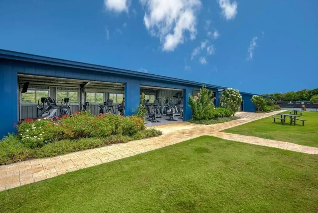 Holiday home New - 7Bd Farmhouse Estate - Ac Pool Slide Gym Pickleball Koloa